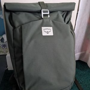 Osprey arcane roll top backpack
